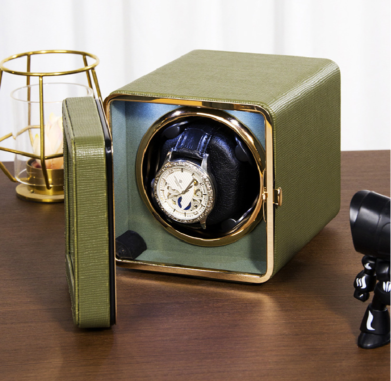 Watch Winder in Green Leather - OK Magnify